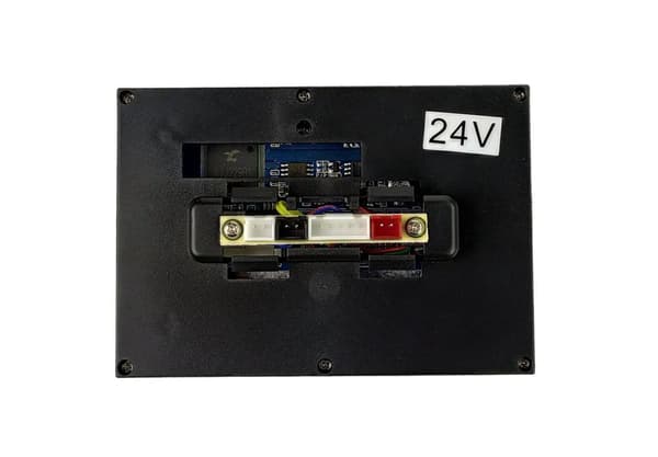 LCD-musikpanel til biler med XMX613 24V-batteri