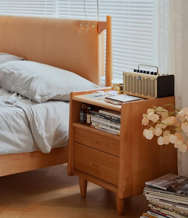 Velum nattduksbord i ek