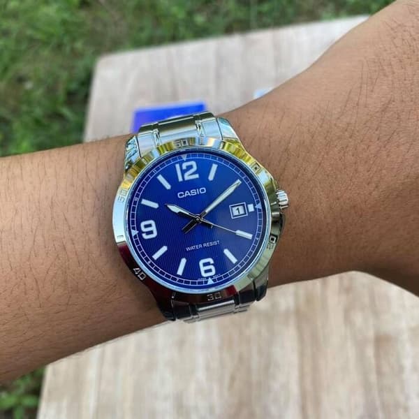 Herrklocka CASIO MTP-V004D-2B (zd047g) + låda