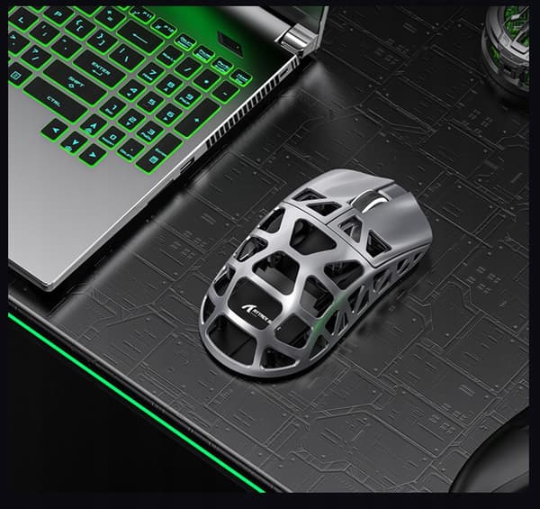 ATTACK SHARK R3 Silver, Ultralätt Trådlös 8K Gamingmus