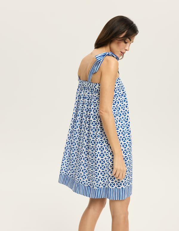 Rekha Esotiq Natkjole | Navy S