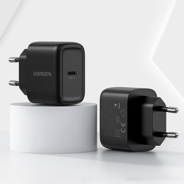 USB-C 25W PD Vægoplader til Telefon + 2m USB-C Kabel Sort