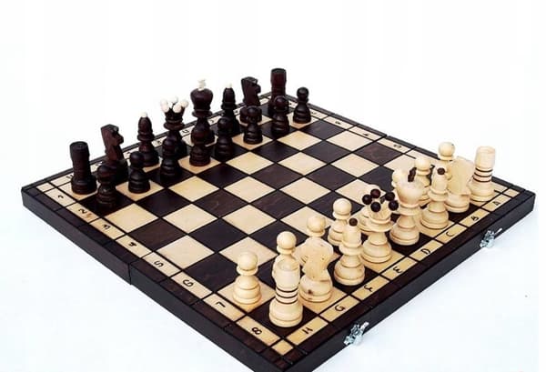 KLASSISK TRÆSKAKSÆT 31CM 2847