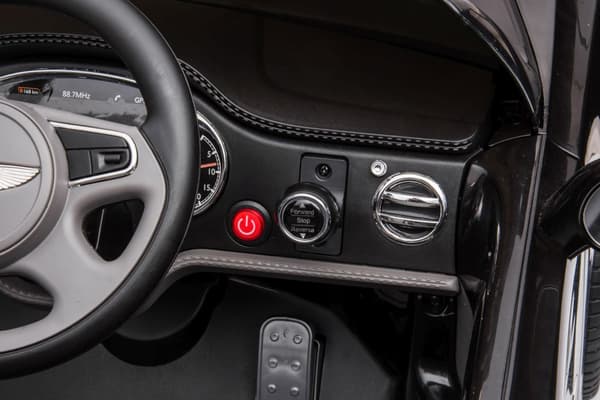 Bentley Mulsanne sort batteridrevet bil