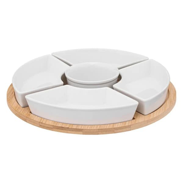 Runt snackset på en bricka