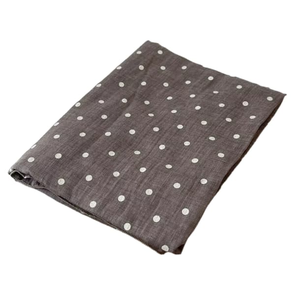 Kaffefärgad halsduk med ljusa prickar - 180x90 cm, bomull och polyester