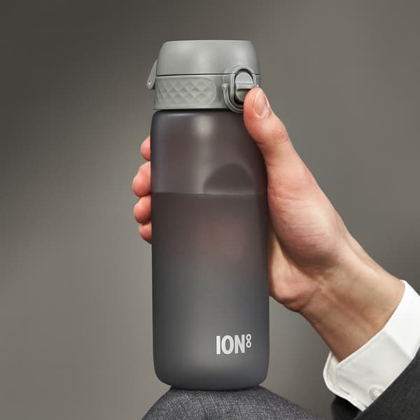 ION8 BPA-vapaa pullo I8RF750GRY harmaa