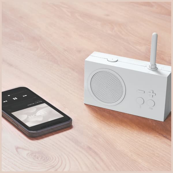Lexon Tykho 3 Bluetooth-radio, vaaleanbeige