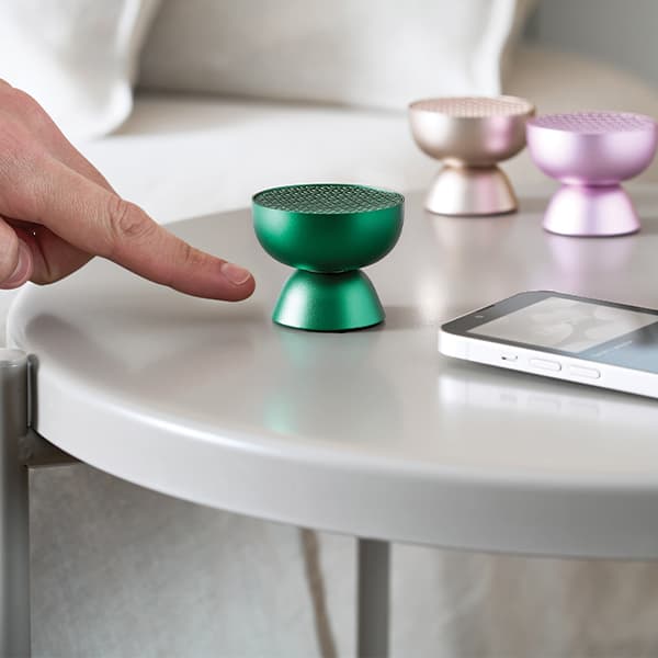 Lexon Tamo Bluetooth-högtalare mörkgrön