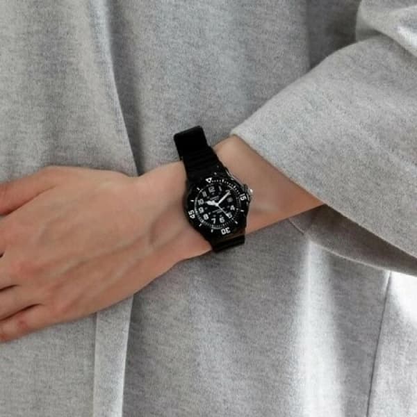 Damklocka Casio LRW-200H 1BV (zd557b) + Låda