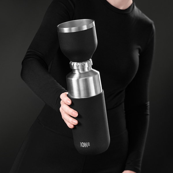 Rejseflaske ION8 I8FS700BLK Sort