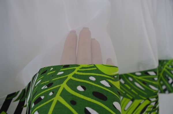 Moderni MONSTERA siksak-verho 150x40