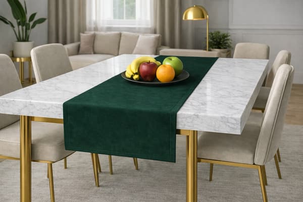 Pullonvihreä samettinen pöytäliina 40x140 cm sileäpintainen klassikko