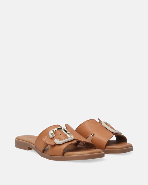 Bruna läderflip-flops med guldspänne Bruna läderflip-flops med guldspänne 36