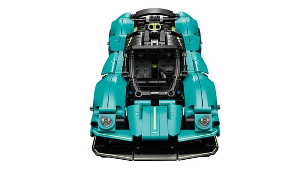 Lego Technic 42208. Aston Martin Valkyria