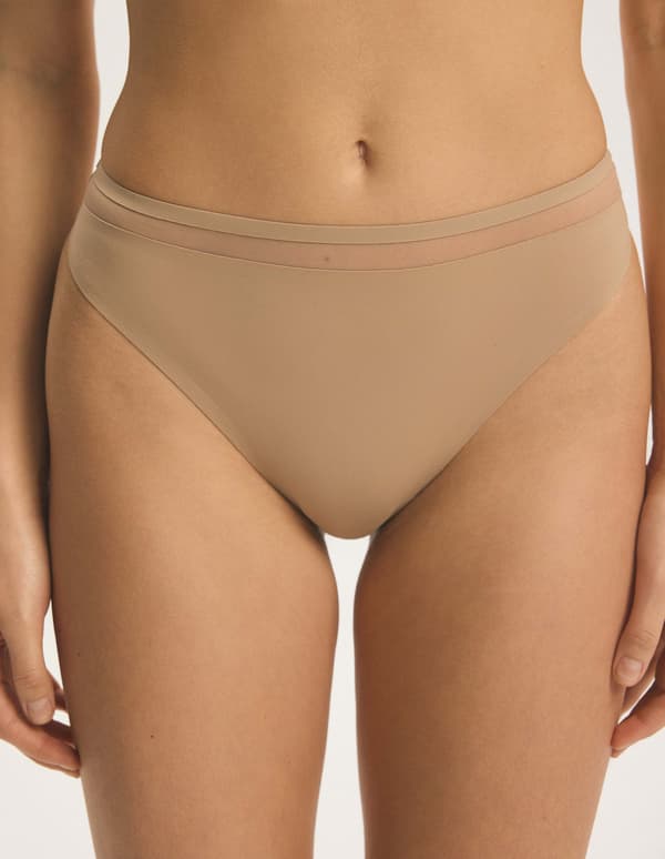 Esotiq BASIC -stringit | beige XL