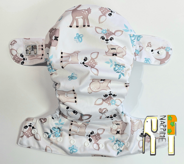 NappiMe lommebleer i microfleece med hjorteprint.