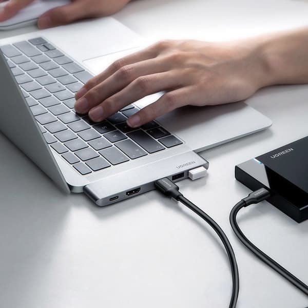 Multifunktionel HUB-port til MacBook Pro / Air 2x USB-C til USB-C HDMI 3x USB 3.0 - grå