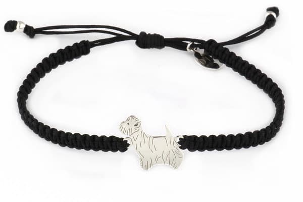 Armbånd med en sølv Westie hund på sort macrame