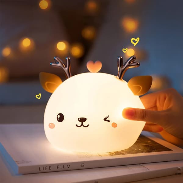 Silikonihirven LED RGB -yölamppu