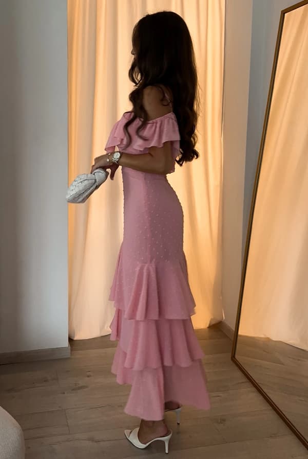 Lucette - Rosa maxiklänning med spansk halsringning M