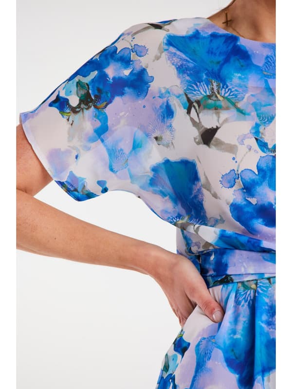 Kimono midiklänning med korta ärmar, blå blommor S