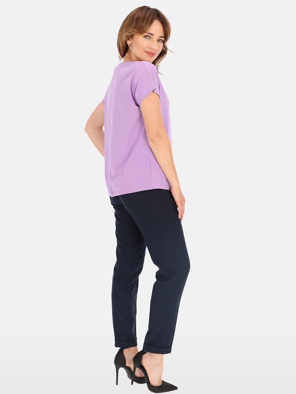 ELEGANT DAMEBLUSE I BOMULD MED HALSKÆDE