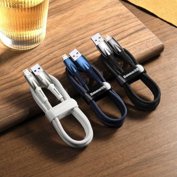 Glimmer Series USB-A -kaapeli iPhone Lightning 480Mb-s 2.4A 2m musta