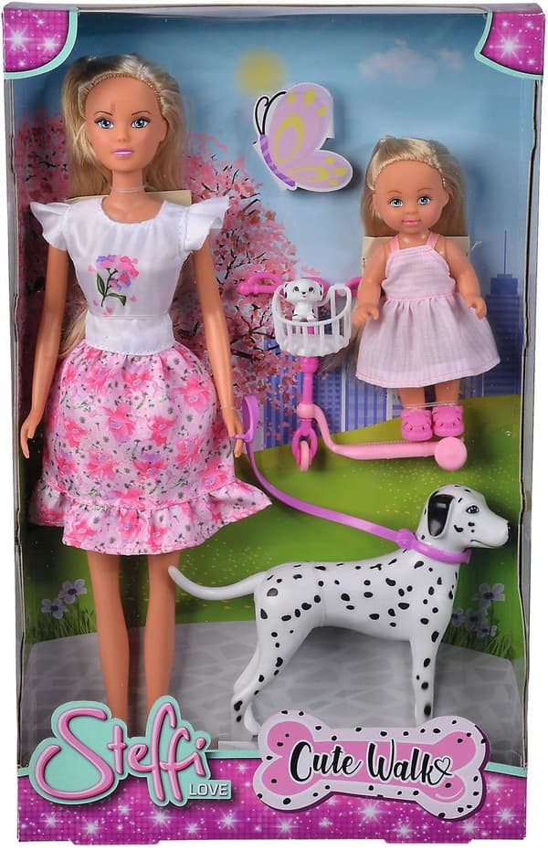 Steffi och Evi docka rastar hunden