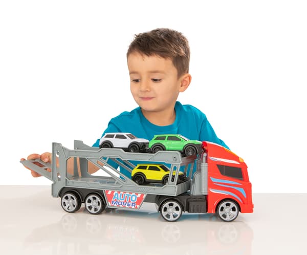 Kuorma-auto autoineen (4 kpl)