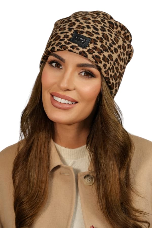 Leopardmössa i ull med logotyp, kamelfärgad Panji
