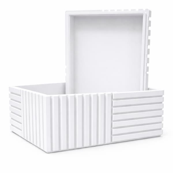 Hvid rillet organizer-boks med låg til småting til kontoret
