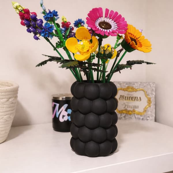 Dekorativ sort vase, strukturel, moderne designerskulptur