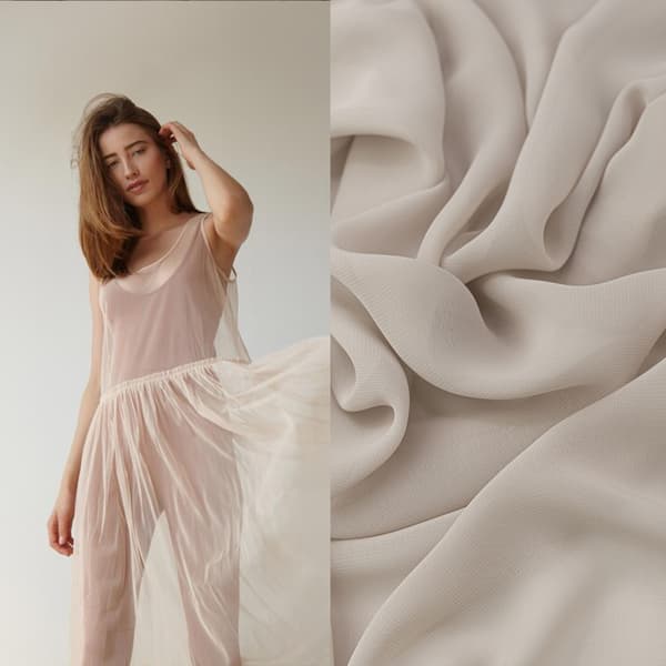 Beige sifonkimateriaali