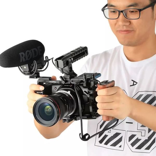 Cage SmallRig 2203 för Blackmagic 4K & 6K