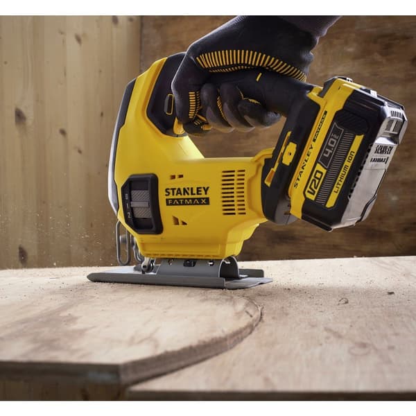 Stanley SFMCS600B-XJ sticksåg