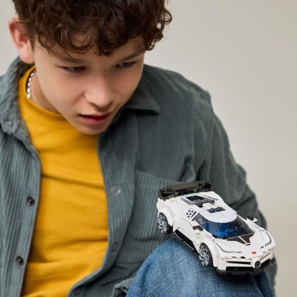 LEGO Speed Champions 77240 Hyperbil Bugatti Centodieci - Legetøjsbil til børn 9 år
