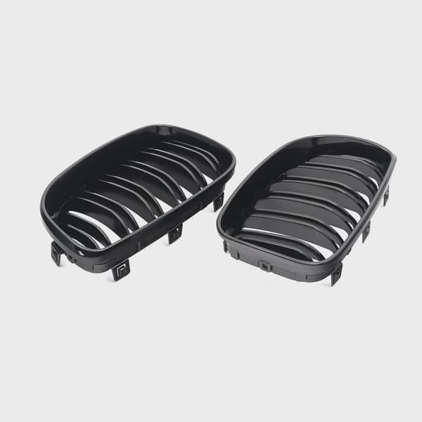 Bilfrontgitre Nyrer til BMW 1-SERIE E81 E82 E87 E88 5DR 3DR Blank Sort Nyrergitre Dobbelt Lamelle 2007-2013