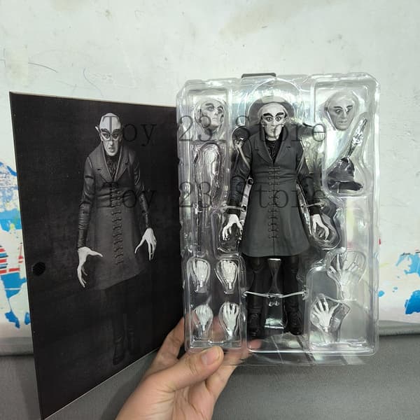 NECA Ultimate Count Orlok Nosferatu Black & White Horror Action Figure - Perfekt present!