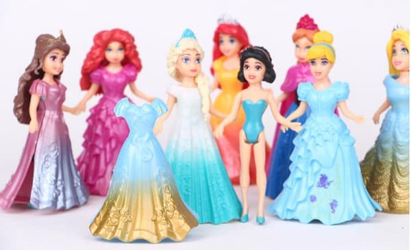 8 Frozen -hahmoa
