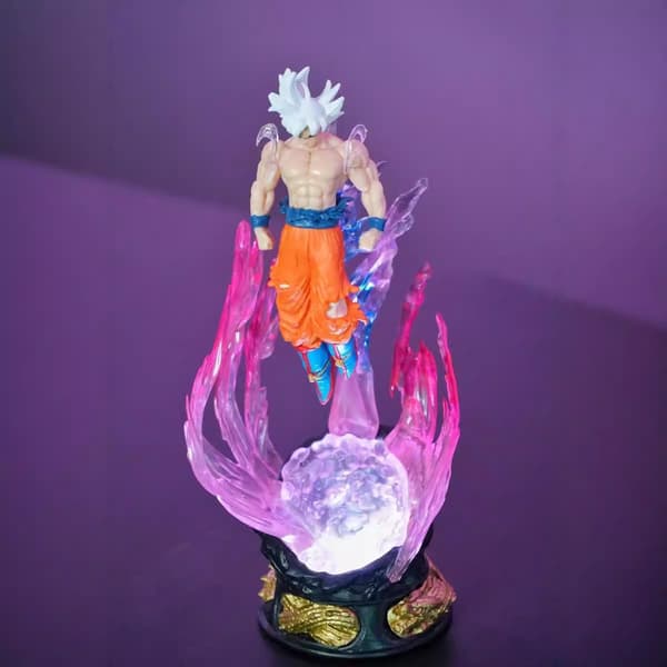 24 cm Ultra Instinct Son Goku PVC-figur - Dragon Ball Light-Up samlarobjekt modellpresent