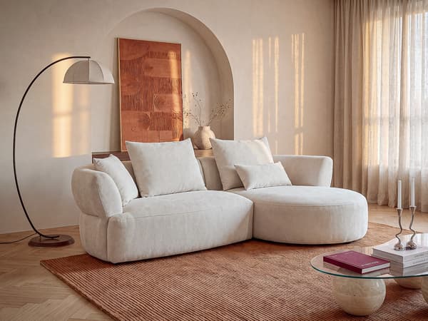 Vente-unique - Högerställd soffa i beige chenilletyg CUSAVA från Maison Céphy