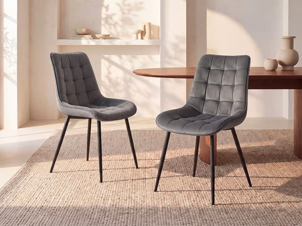 Vente-unique - Set med 2 vadderade stolar - Sammet och svart metall - Grå - OLLUA