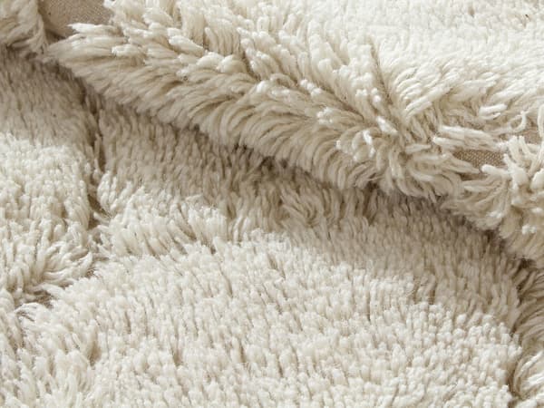 Vente-unique - Tuftad matta 100% ull - 200 x 290 cm - Benvit - 2250g/m² - MONCALVO
