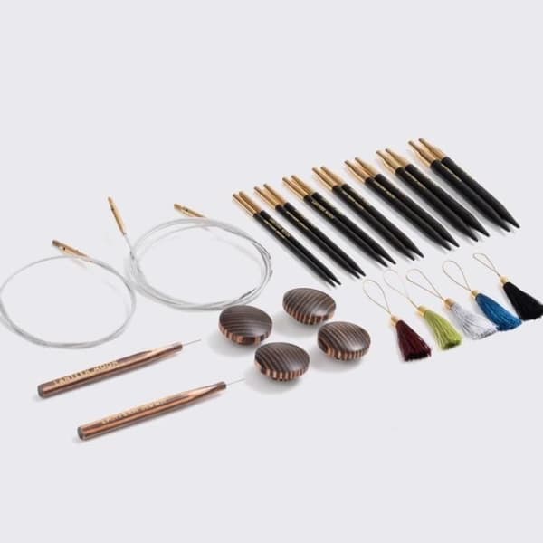 Utbytbara stickor - 10 cm - 7 par - 2 vridbara kablar - Träändar