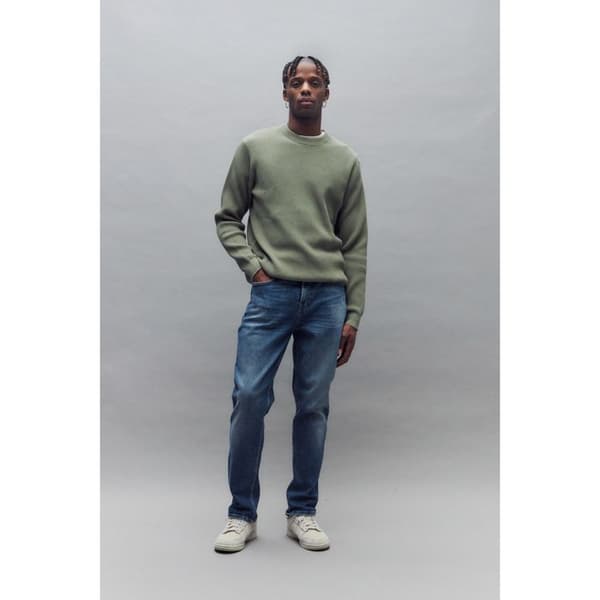 Jeans Solid Isni Ryan