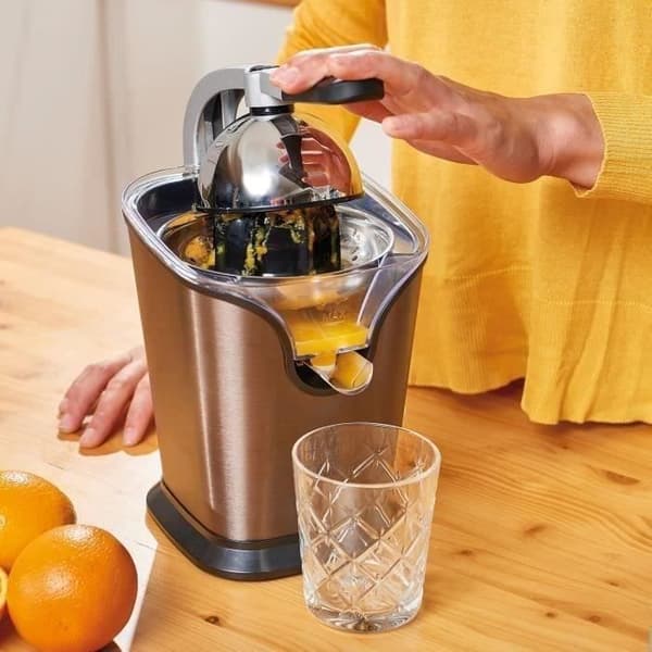 BLACK & DECKER - Citruspress - 2 koner - 100W - grå - BXCJ100E