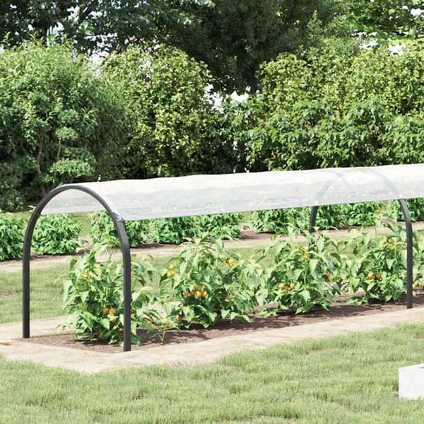 Skyddshölje för växter med öglor 2x4 m polyeten