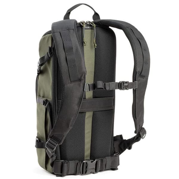 THINK TANK DarkLight Ryggsäck 14L - montane grön