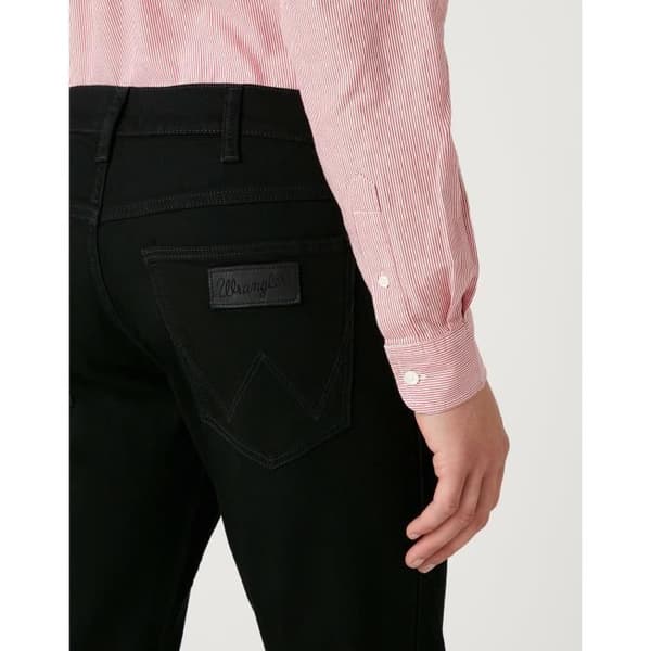Greensboro Regular Straight Jeans - Wrangler - Svart - Herr
